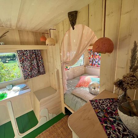 Camping Les Ronds Duval Face Aux Iles Anglo-Normandes Les Moitiers-d'Allonne Exterior photo