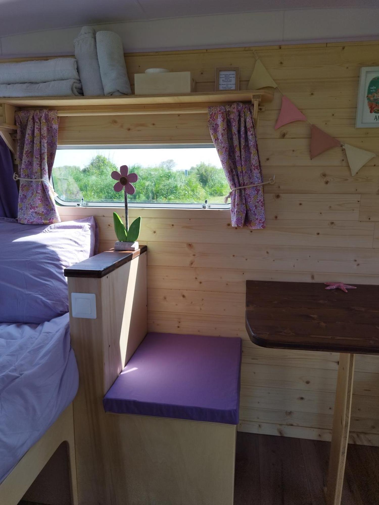 Camping Les Ronds Duval Face Aux Iles Anglo-Normandes Les Moitiers-d'Allonne Exterior photo
