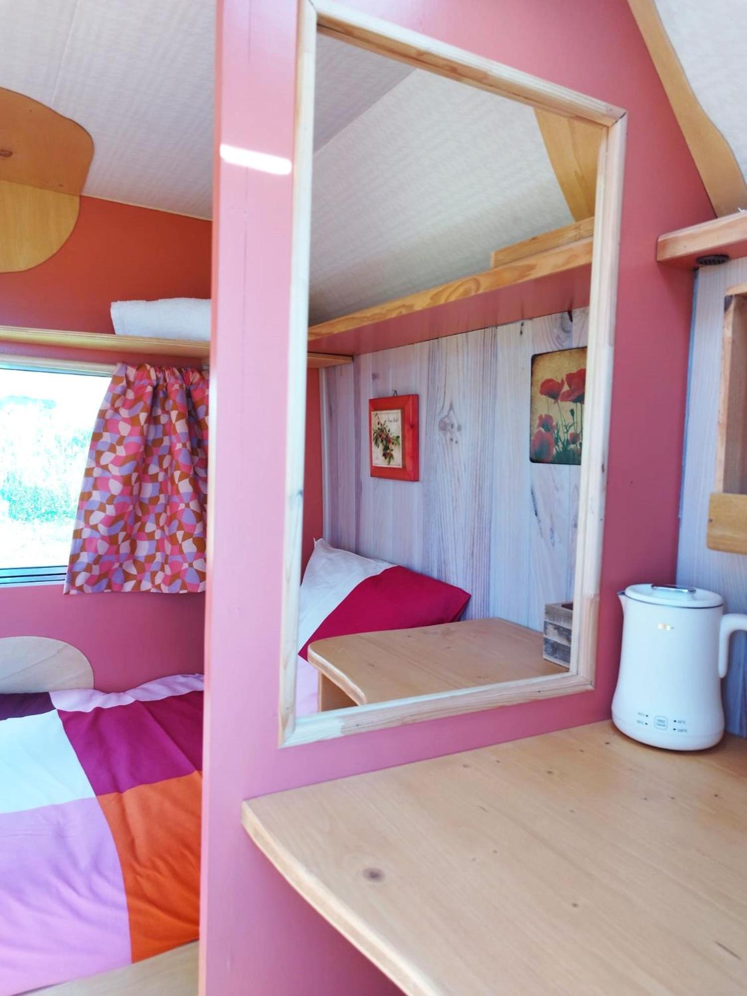 Camping Les Ronds Duval Face Aux Iles Anglo-Normandes Les Moitiers-d'Allonne Exterior photo