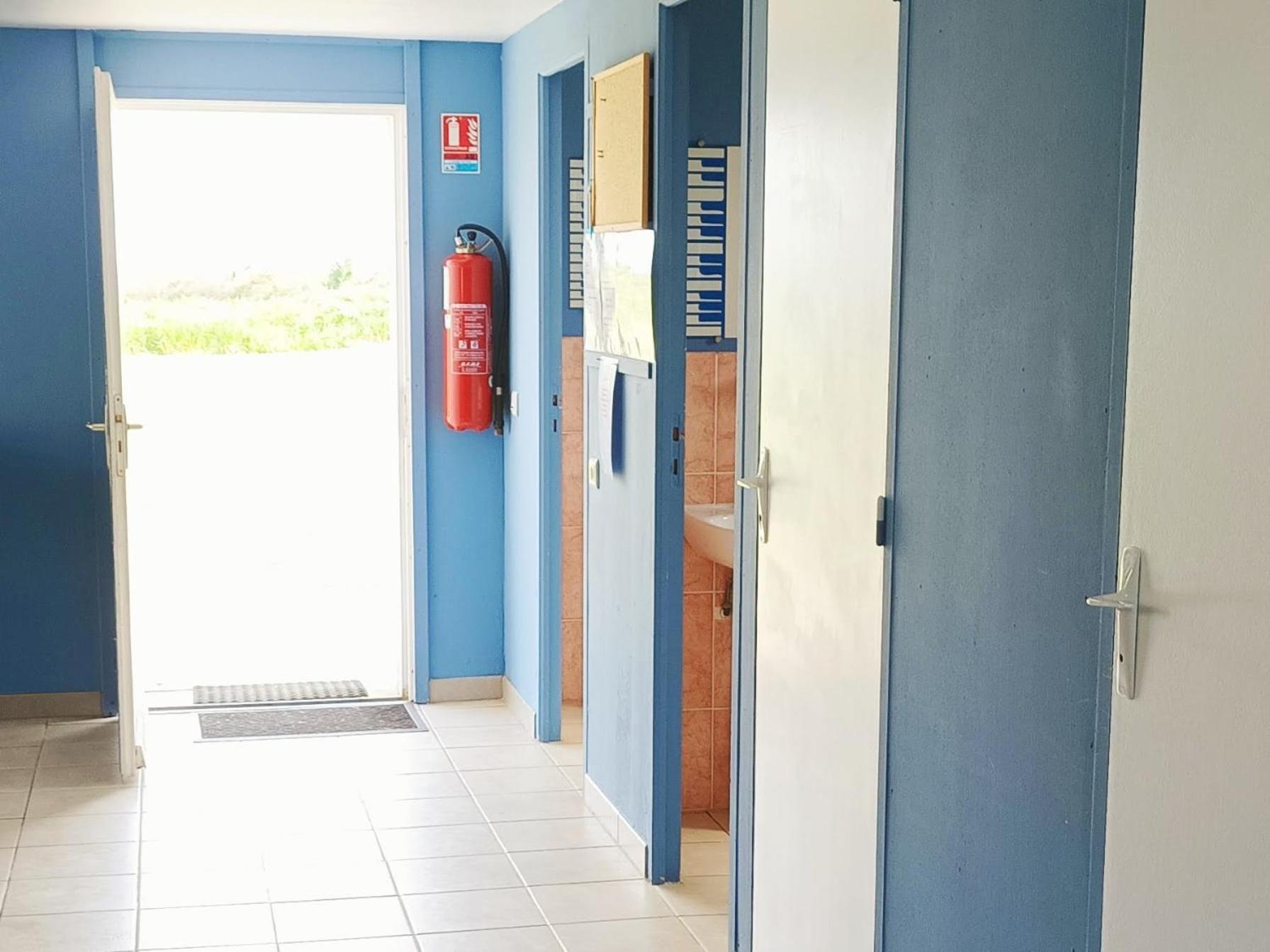 Camping Les Ronds Duval Face Aux Iles Anglo-Normandes Les Moitiers-d'Allonne Room photo